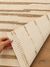 Load image into Gallery viewer, Sovana Accent Rug