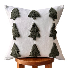 Load image into Gallery viewer, Tufted Christmas Tree Pillow Cover