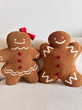 Load image into Gallery viewer, Gingerbread Man &amp; Girl Holiday Pillow Set