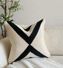 Load image into Gallery viewer, Vail Tribal Pillow Cover, 18&quot;