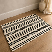 Load image into Gallery viewer, Amara Accent Rug