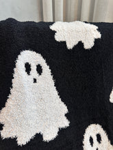 Load image into Gallery viewer, Spooky Ghost Throw Blanket