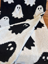 Load image into Gallery viewer, Spooky Ghost Throw Blanket