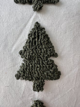 Load image into Gallery viewer, Tufted Christmas Tree Pillow Cover